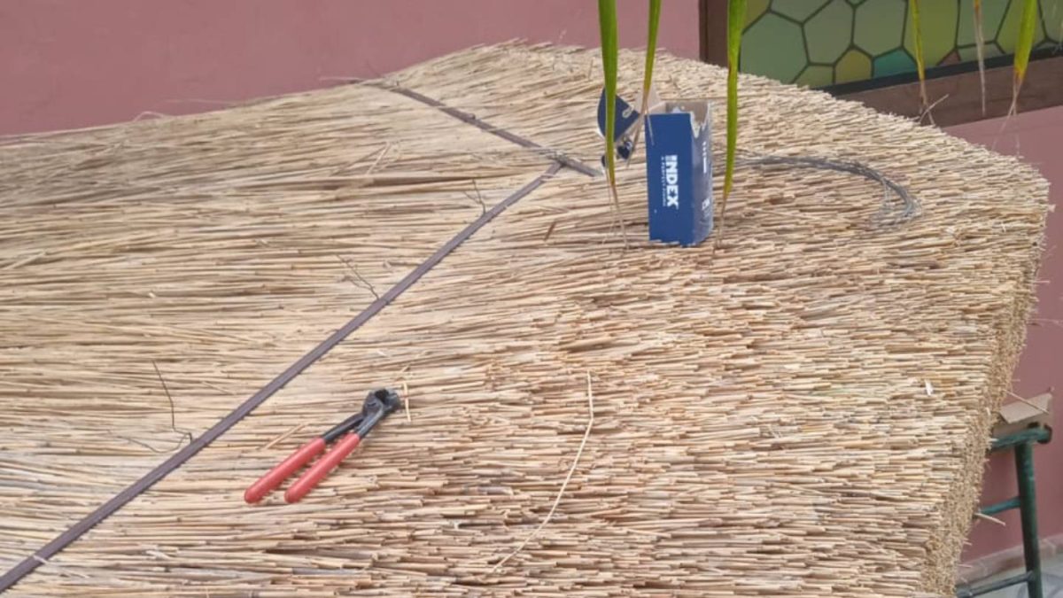 reparacion de tejados de junco